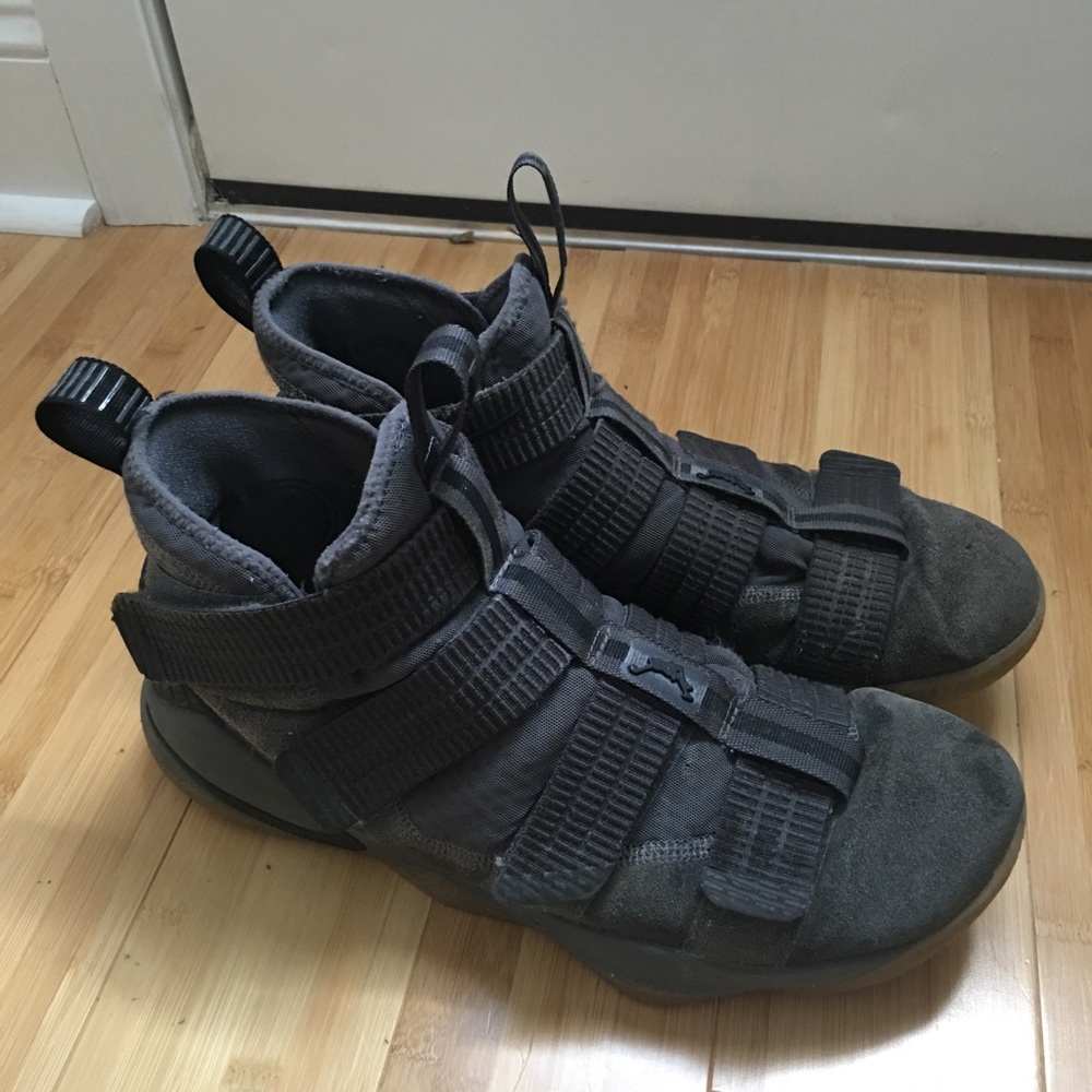 Nike Lebron basketball shoes